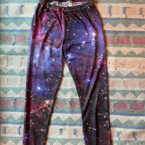 FREEZE | Women’s Vibrant Outerspace Galaxy Printed Leggings Size Medium-Large - Picture 2 of 7